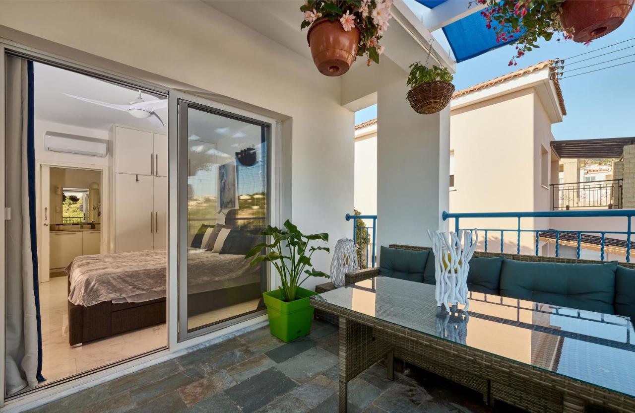 Villanelle Bed & Breakfast Welcomes Dog Lovers Only Tala エクステリア 写真