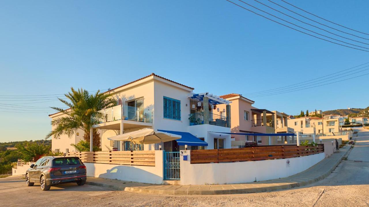 Villanelle Bed & Breakfast Welcomes Dog Lovers Only Tala エクステリア 写真