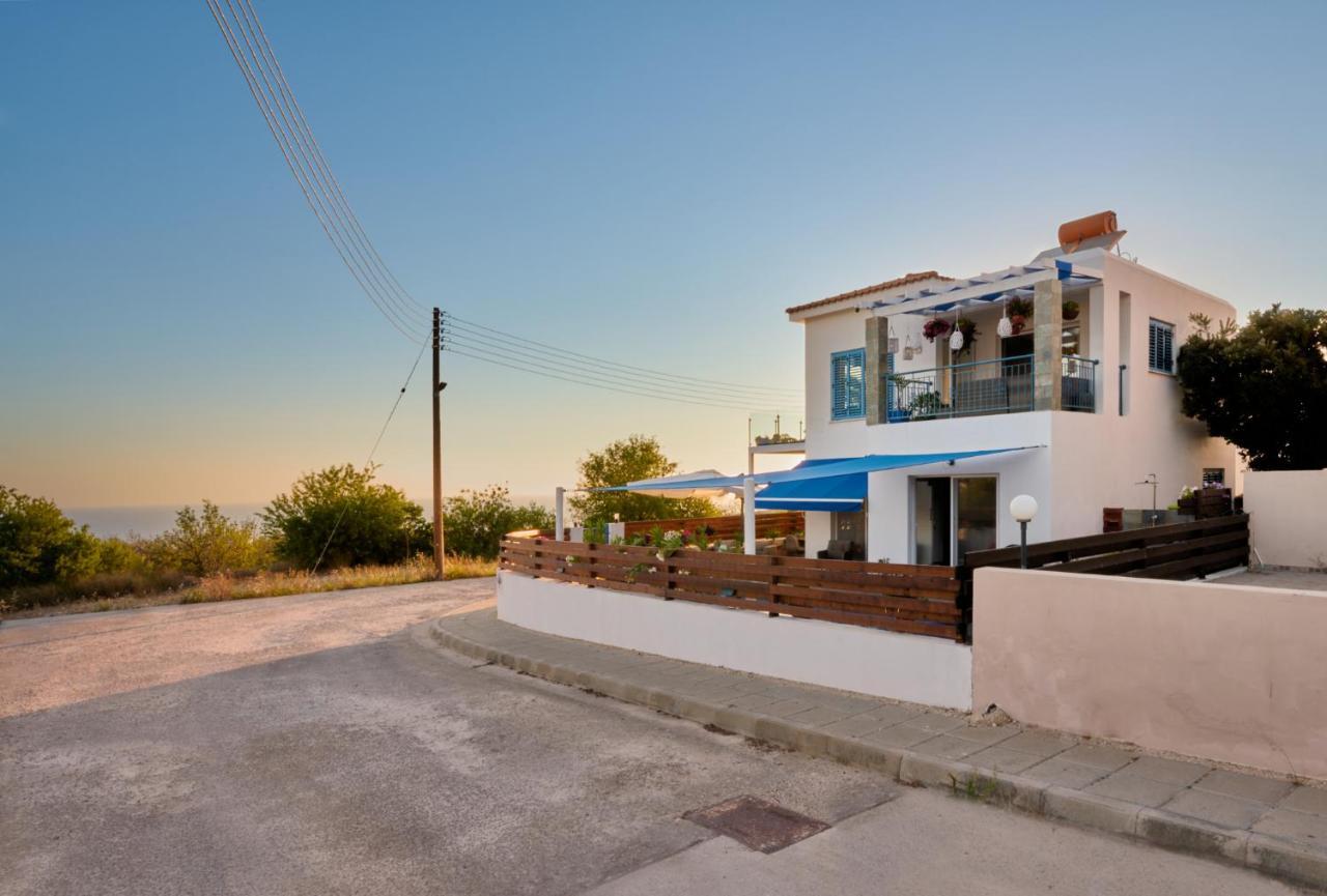 Villanelle Bed & Breakfast Welcomes Dog Lovers Only Tala エクステリア 写真